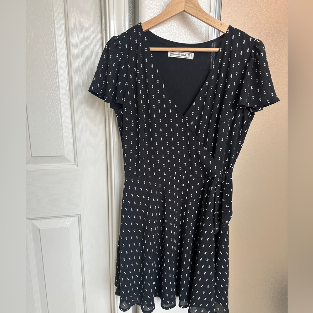 Abercrombie & Fitch black wrap dress